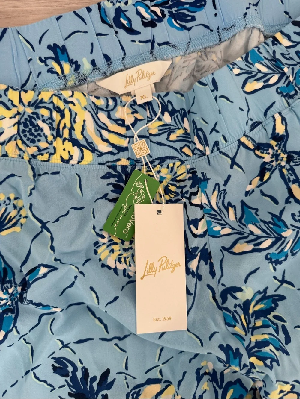 Lilly Pulitzer Sky Blue Floral Wide Leg Pants with Navy Trim - Picture 3 of 3